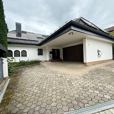 Domizil Am Festspielhaus *
